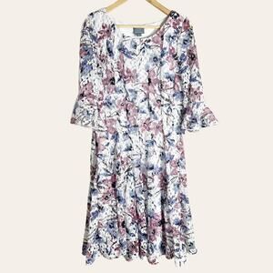 Rabbit Rabbit Rabbit Design 3/4 Bell Sleeve Floral Lace Fit Flare Dress 14